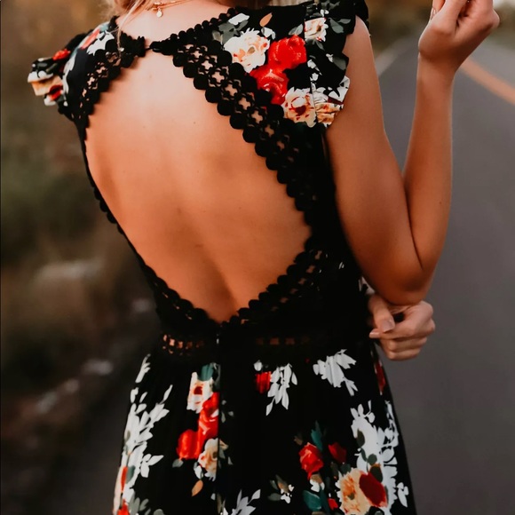 Chelsea Cotton Floral Open Back Dress - Picture 2 of 7